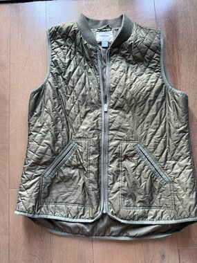 Old Navy Quilted Olive Green Vest Jacket
